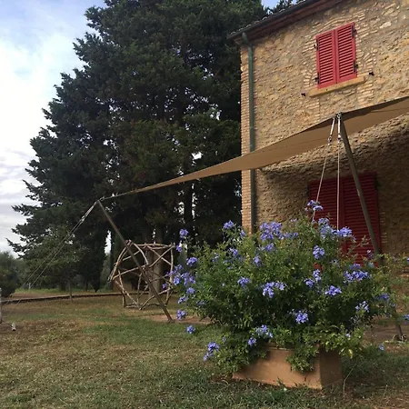 La Casa Rossa Lantställe *